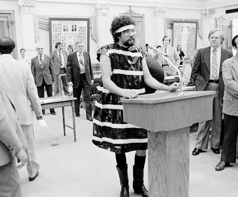 210713 killer bees 1979 texas legislature ew 406p
