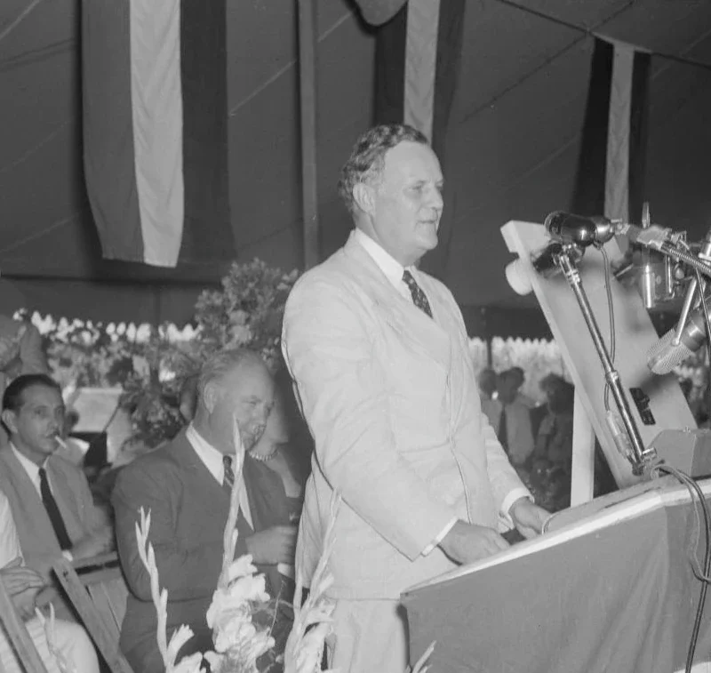 Beauford Jester giving a speech during his campaign for Texas governor.