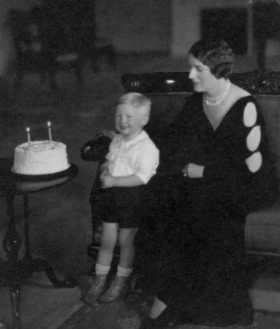 First Lady Mildred Moody with her two-year old son Dan Moody Jr.